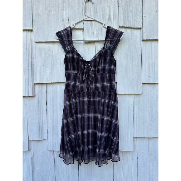 Cider Check V-Neck Knotted Lettuce Trim Mini Dress Black‎ Short Sleeves Size XS - Picture 4 of 11
